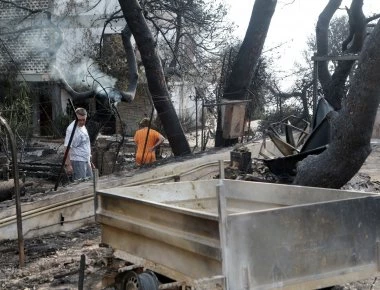 Ήξεραν για τους νεκρούς στο Μάτι πριν την ενημέρωση του πρωθυπουργού και έκαναν πως δεν γνώριζαν